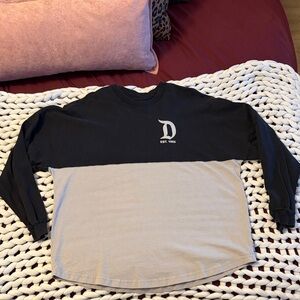 DISNEYLAND black and gray spirit jersey